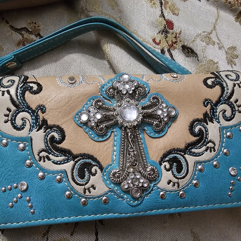 Purse and wallet